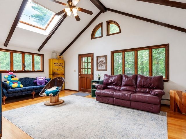 140 King James Way, Wrentham, MA 02093