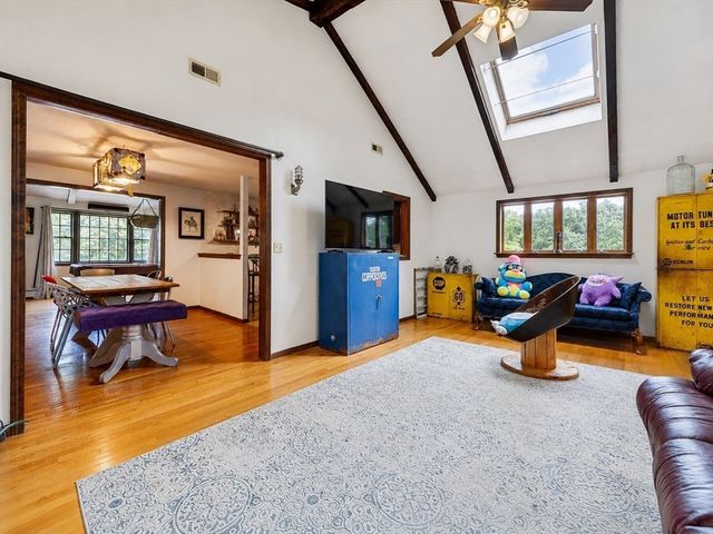 140 King James Way, Wrentham, MA 02093