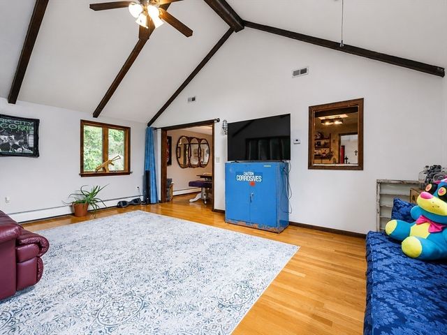 140 King James Way, Wrentham, MA 02093