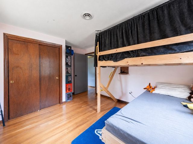 140 King James Way, Wrentham, MA 02093