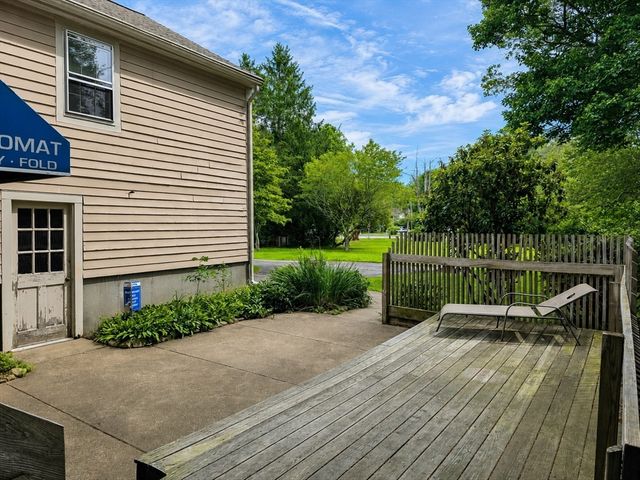 140 King James Way, Wrentham, MA 02093