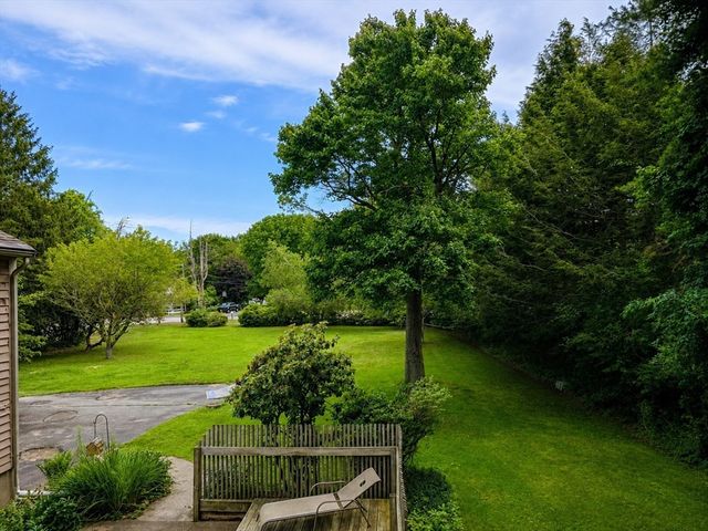 140 King James Way, Wrentham, MA 02093