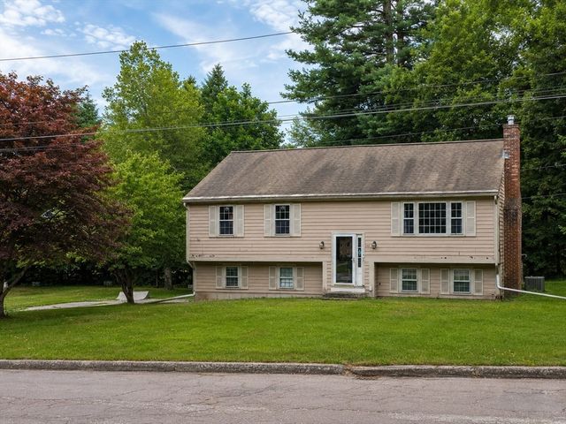 140 King James Way, Wrentham, MA 02093