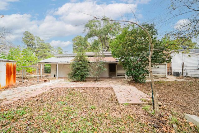 1443 N Tenth St, Longview, TX 75601