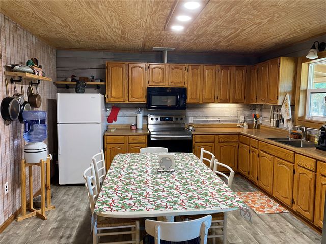 3820 County Road 4930, Quitman, TX 75783