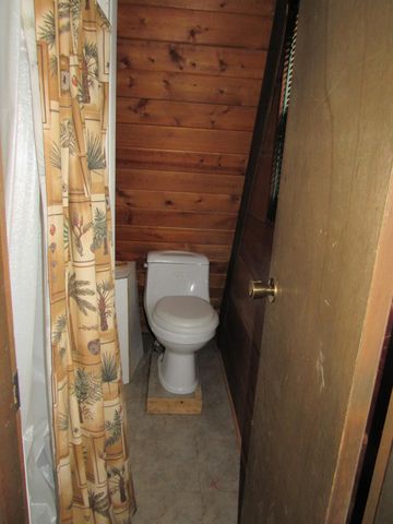 5892 Woodland Drive, Lake, MI 48632