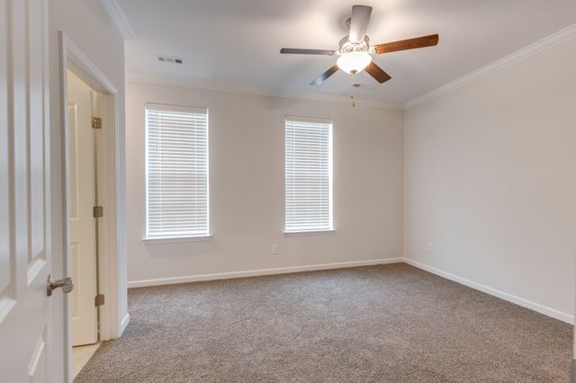 2063 Tollgate Blvd, Thompsons Station, TN 37179