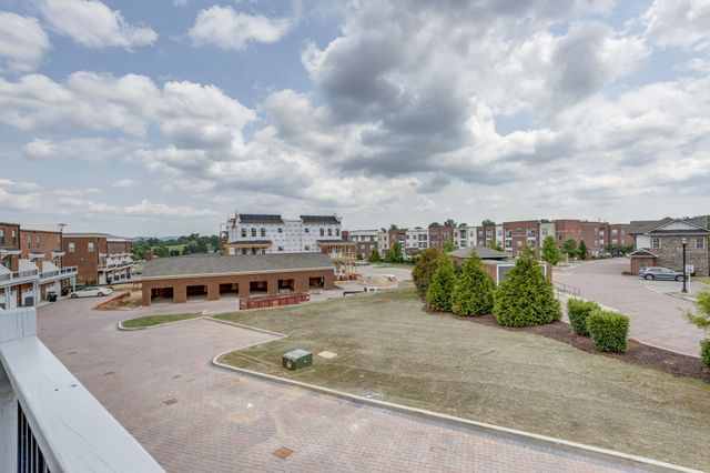 2063 Tollgate Blvd, Thompsons Station, TN 37179