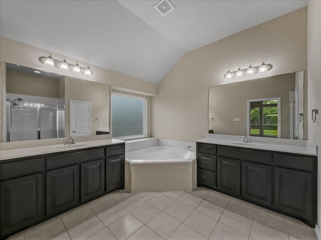 7220 Millcreek Court, Sanger, TX 76266