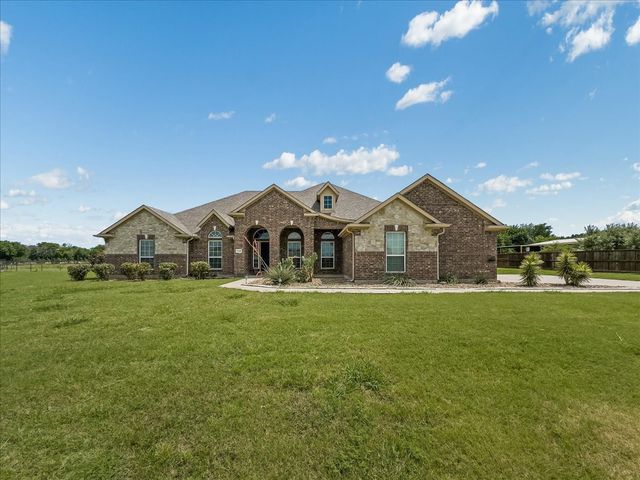 7220 Millcreek Court, Sanger, TX 76266
