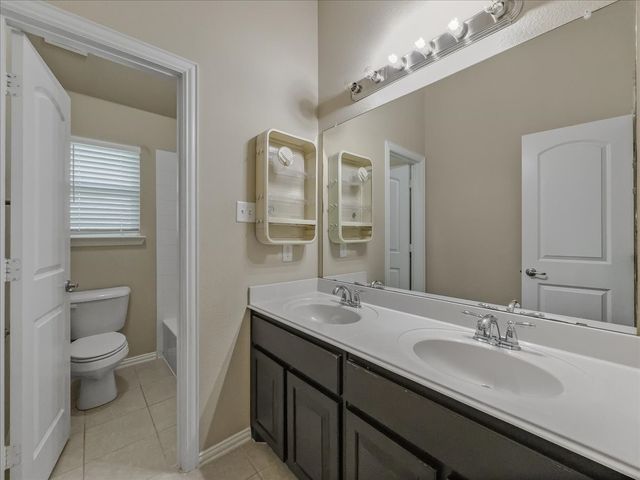 7220 Millcreek Court, Sanger, TX 76266