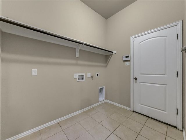 7220 Millcreek Court, Sanger, TX 76266