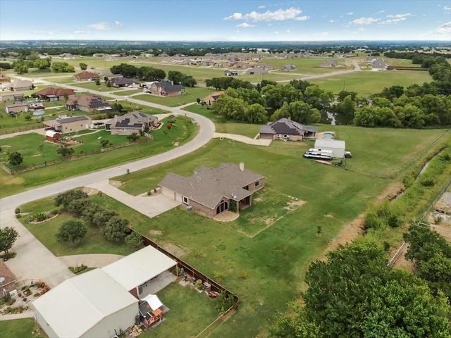 7220 Millcreek Court, Sanger, TX 76266