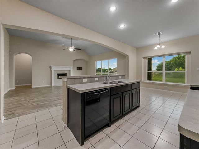 7220 Millcreek Court, Sanger, TX 76266