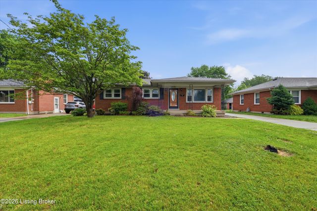 3241 Poplar View Dr, Louisville, KY 40216