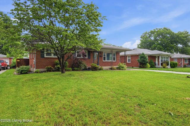 3241 Poplar View Dr, Louisville, KY 40216