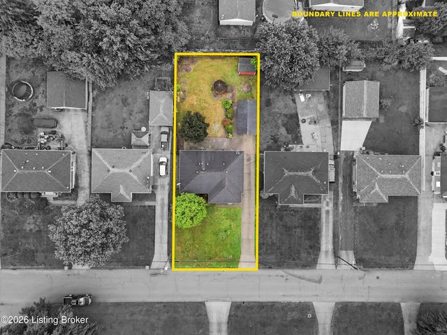 3241 Poplar View Dr, Louisville, KY 40216