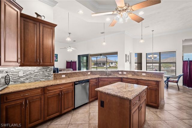 2801 SW 33rd ST, Cape Coral, FL 33914