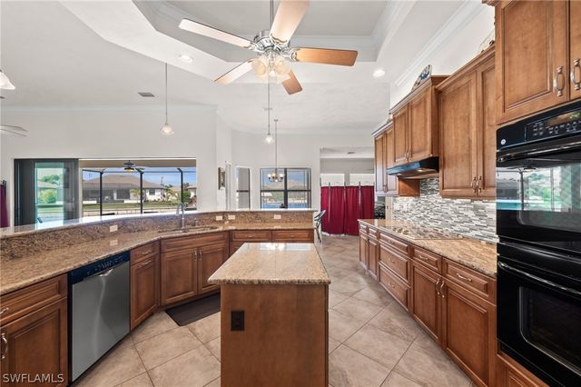 2801 SW 33rd ST, Cape Coral, FL 33914