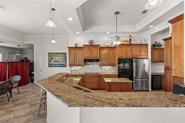 2801 SW 33rd ST, Cape Coral, FL 33914