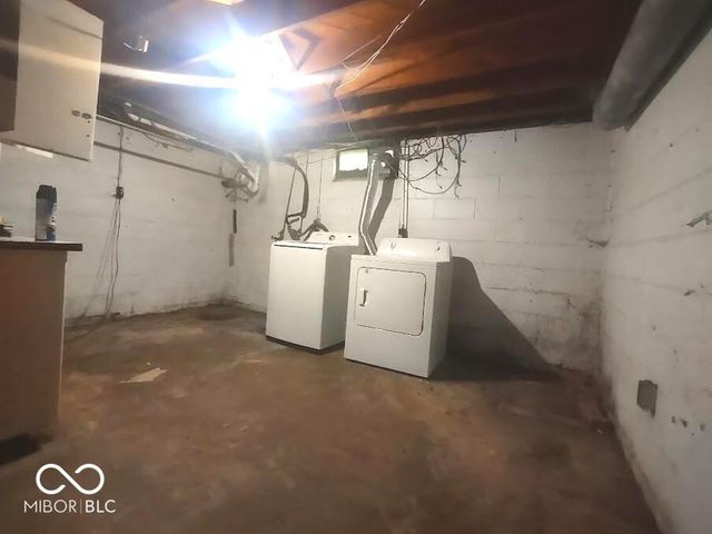 120 Longwood Avenue, Anderson, IN 46011