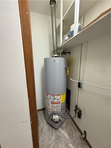 104 Warwick Road, Coffeyville, KS 67337