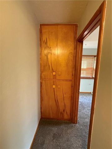 104 Warwick Road, Coffeyville, KS 67337