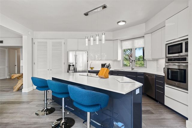 AB-4 LAKESIDE VILLAS, Vega Alta, PR 00692