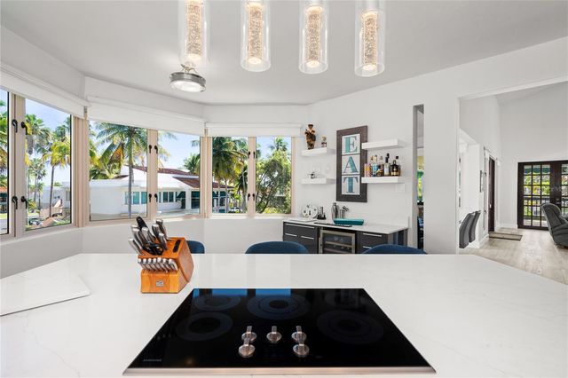 AB-4 LAKESIDE VILLAS, Vega Alta, PR 00692