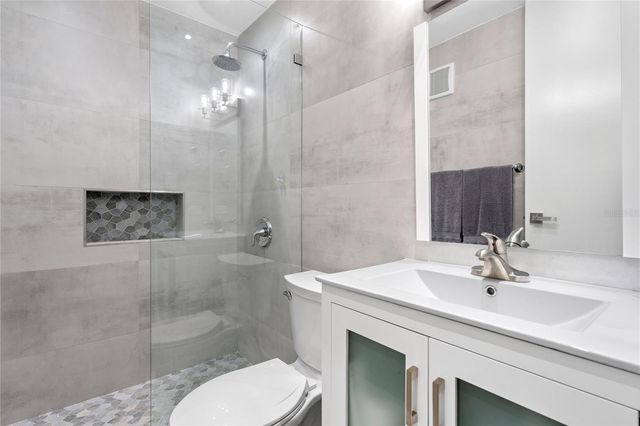 AB-4 LAKESIDE VILLAS, Vega Alta, PR 00692