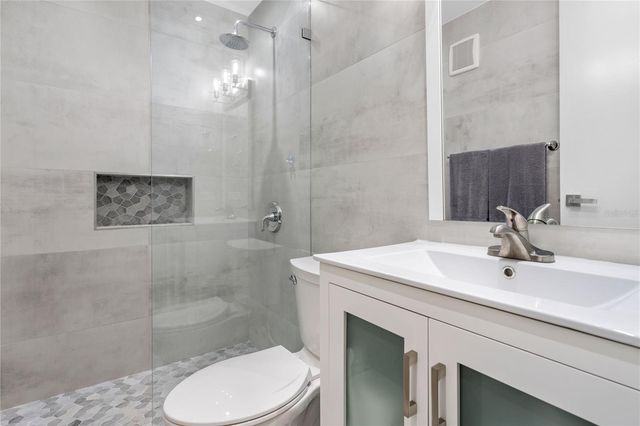 AB-4 LAKESIDE VILLAS, Vega Alta, PR 00692