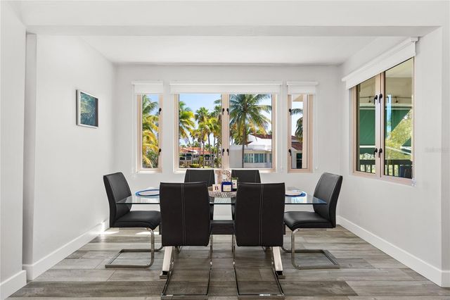 AB-4 LAKESIDE VILLAS, Vega Alta, PR 00692