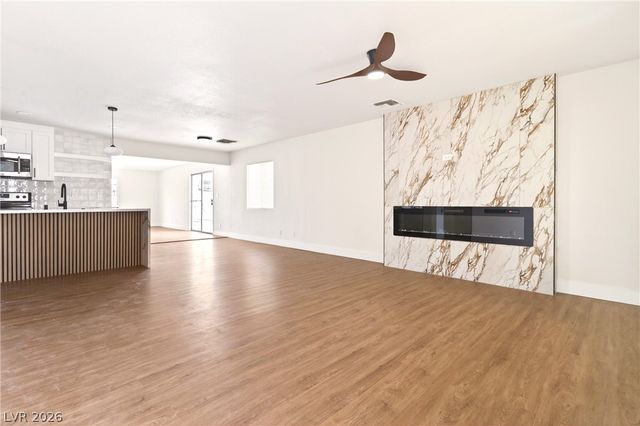 5300 Sugarfoot Avenue, Las Vegas, NV 89107