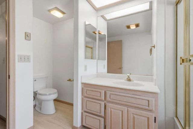 28104 Glenmeade Way, Escondido, CA 92026