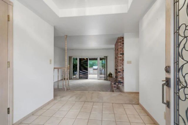 28104 Glenmeade Way, Escondido, CA 92026