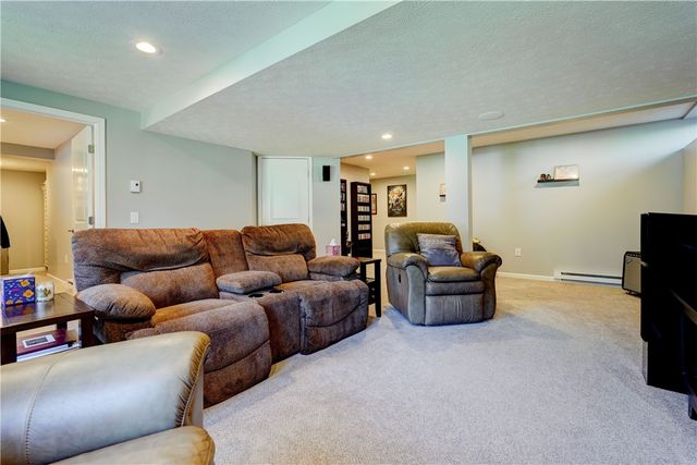 40 Watersong Trail, Penfield, NY 14580