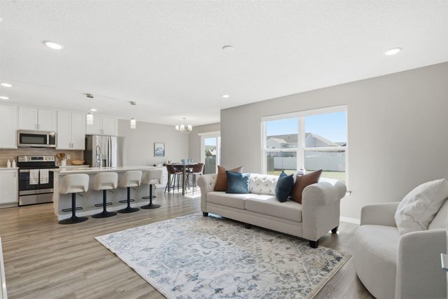 2702 Arbor Ridge Road, Cedar Falls, IA 50613