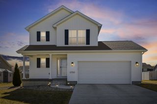 2702 Arbor Ridge Road, Cedar Falls, IA 50613