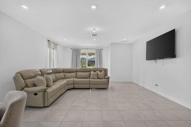 1332 Haywagon Trail, Loxahatchee, FL 33470