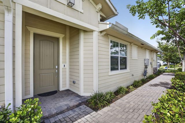 1332 Haywagon Trail, Loxahatchee, FL 33470