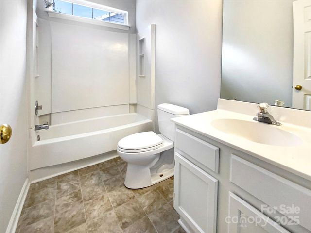 5219 Hedgecrest Place, Charlotte, NC 28269