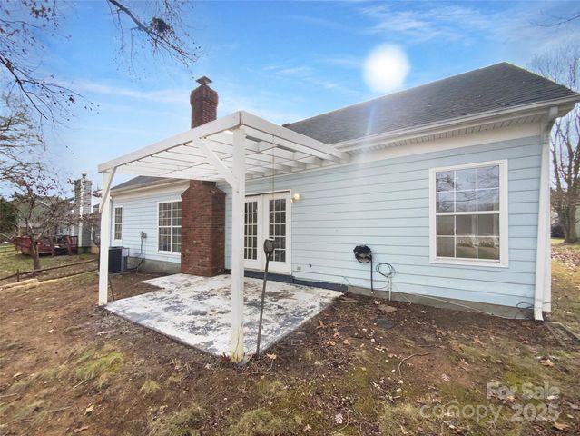 5219 Hedgecrest Place, Charlotte, NC 28269