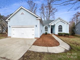 5219 Hedgecrest Place, Charlotte, NC 28269