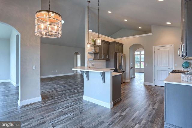 021 STARLIGHT LANE, Lebanon, PA 17046