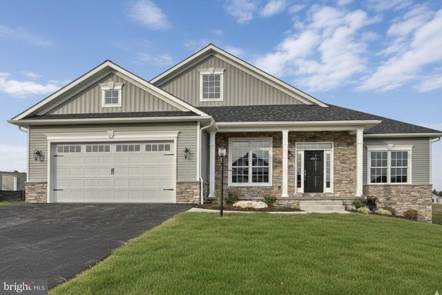 021 STARLIGHT LANE, Lebanon, PA 17046