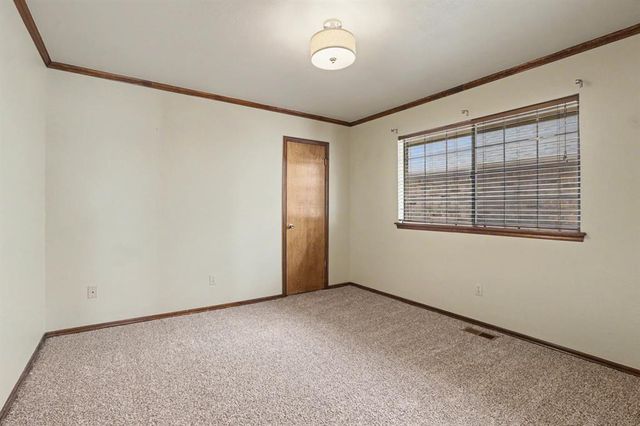 1301 SW 107th Place, Oklahoma City, OK 73170