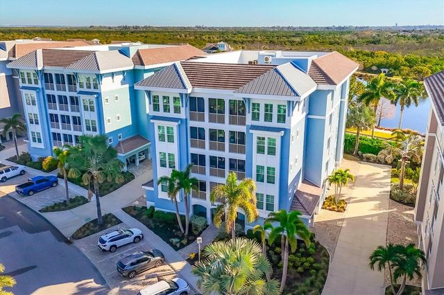 391 ARUBA CIRCLE 401, Bradenton, FL 34209