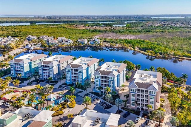 391 ARUBA CIRCLE 401, Bradenton, FL 34209