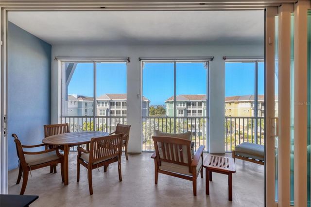 391 ARUBA CIRCLE 401, Bradenton, FL 34209