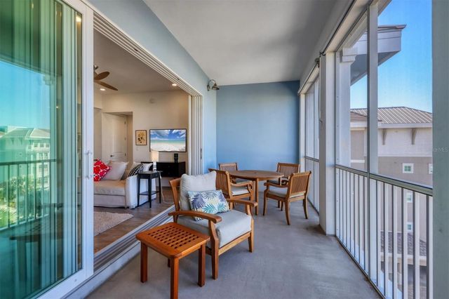 391 ARUBA CIRCLE 401, Bradenton, FL 34209